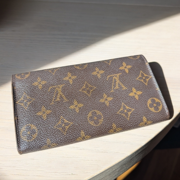 Louis Vuitton Monogram Brown Wallet - Picture 3 of 10